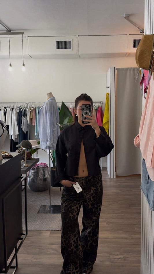 LYON CROP BUTTON DOWN
